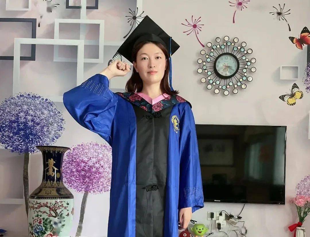 中央财经大学毕业证书图片